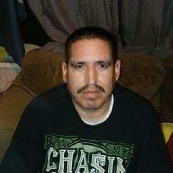 Meet your Posher, Carlos - Picture 1 of 1